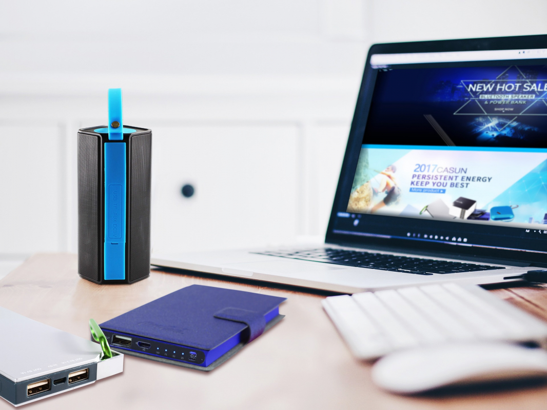 Eine leistunsstarke Powerbank kann eine sinnvolle Ergänzung für ein Notebook sein (Bildquelle: Pixabay)