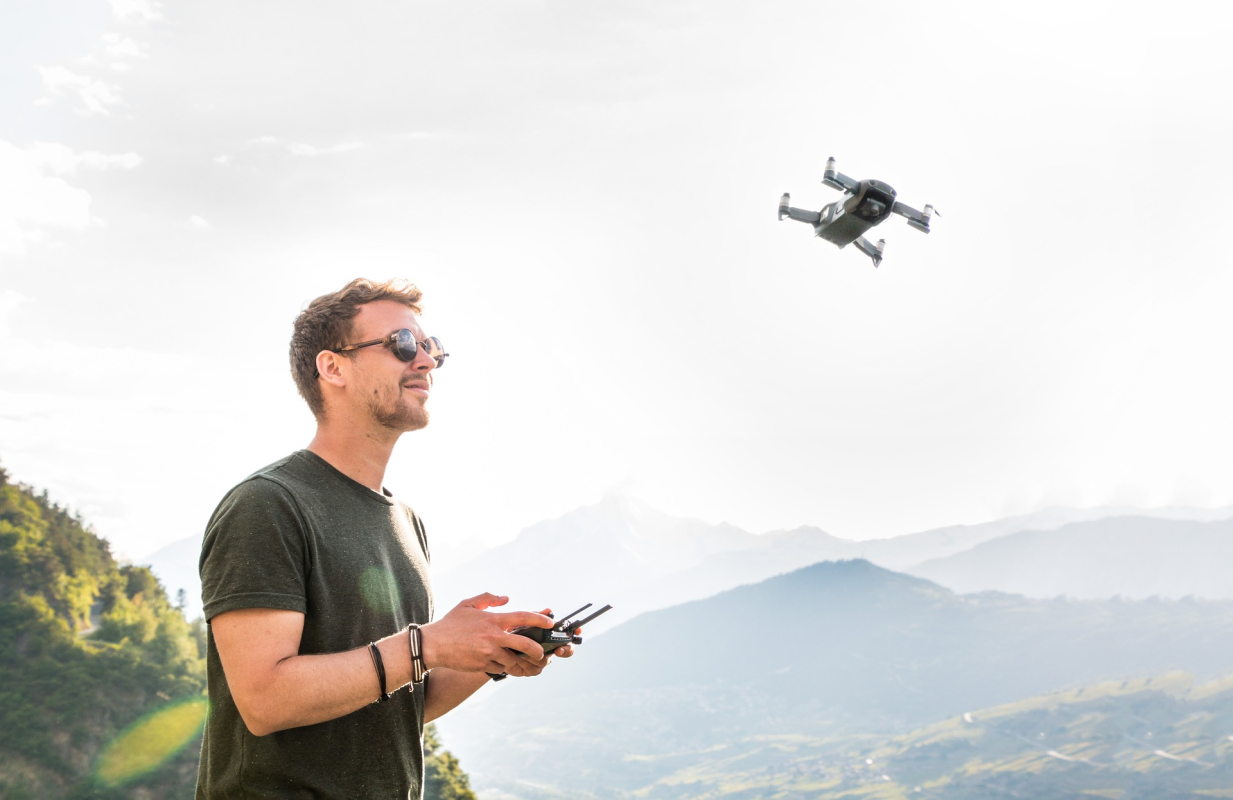 Beim Drone Racing handelt es sich um nichts anderes als Rennen mit Drohnen.